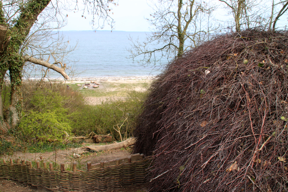 Хижина Мариендаль, Shelter ved Mariendal Strand, Дания. 30 апр. 2021