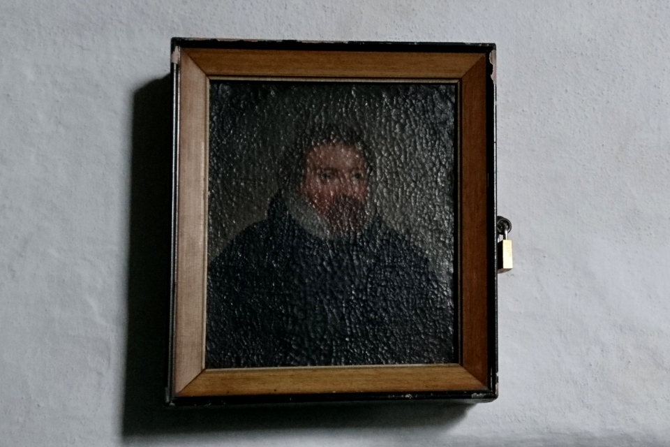 Портрет Ганс Таусен. Фото 2 июн. 2021, церковь Асмильд, Виборг, Дания