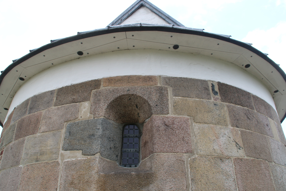 Церковь Леборг (Læborg Kirke), Дания. Фото 28 июля 2021