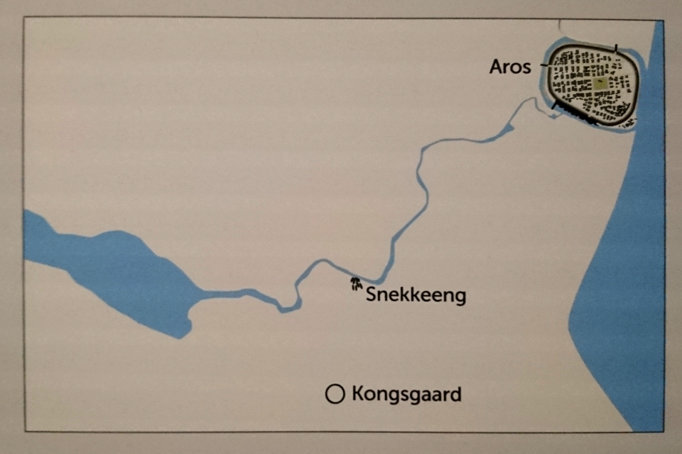 Карта с месторасположение Орхуса, Эскелунд и двора конунга. Фото 12 дек. 2021, музей Мосгорд, г. Орхус, Дания