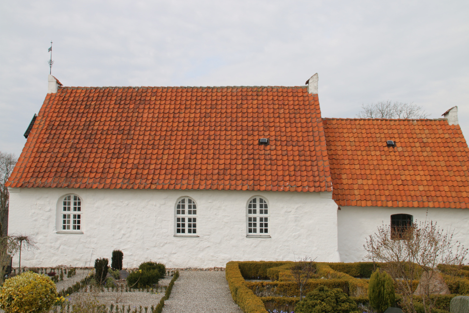Церковь Алрё (Alrø kirke), Дания. 13 апр. 2022