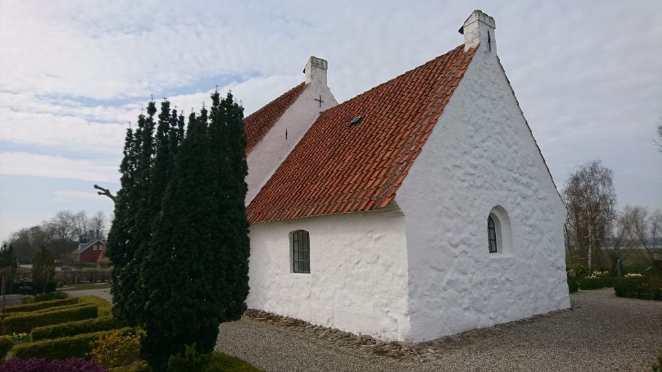 Церковь Алрё (Alrø kirke), Дания. 13 апр. 2022