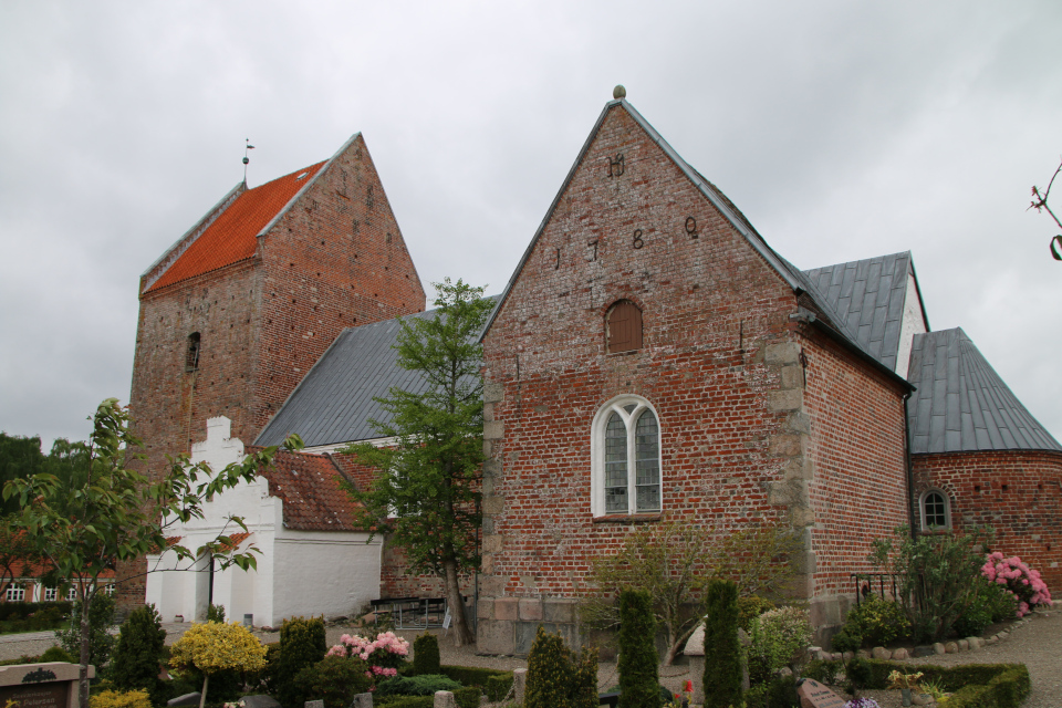 Фасад 1789. Церковь Марии Магдалины (Marie Magdalene Kirke), Дания. 2 июн. 2022