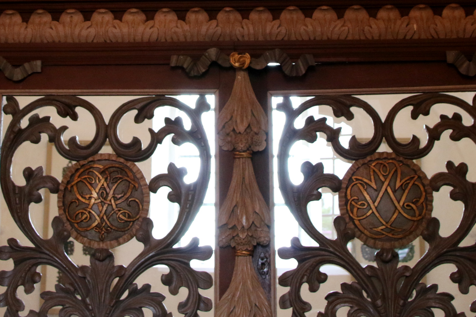 Монограмма. Часовня. Церковь Марии Магдалины (Marie Magdalene Kirke), Дания. 2 июн. 2022 Монограмма. Часовня. Церковь Марии Магдалины (Marie Magdalene Kirke), Дания. 2 июн. 2022