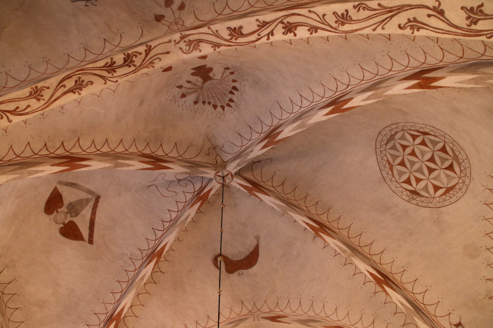 Фрески. Церковь Марии Магдалины (Marie Magdalene Kirke), Дания. 2 июн. 2022 Фрески. Церковь Марии Магдалины (Marie Magdalene Kirke), Дания. 2 июн. 2022