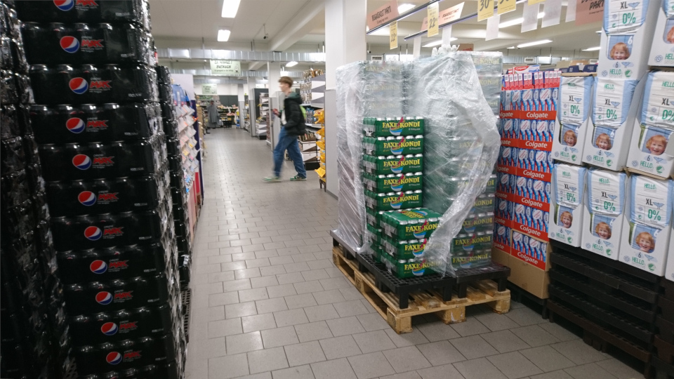 Магазин без холодильника Базальт (Basalt), Орхус / Вибю, Дания. 14 дек. 2022