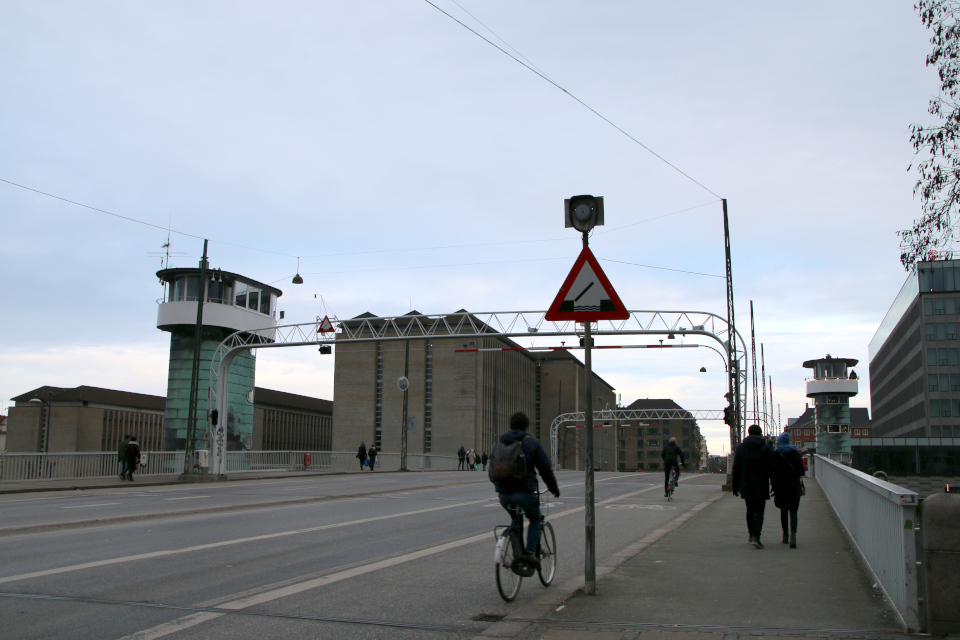 Разводной мост. Копенгаген, Дания. 5 фев. 2023 