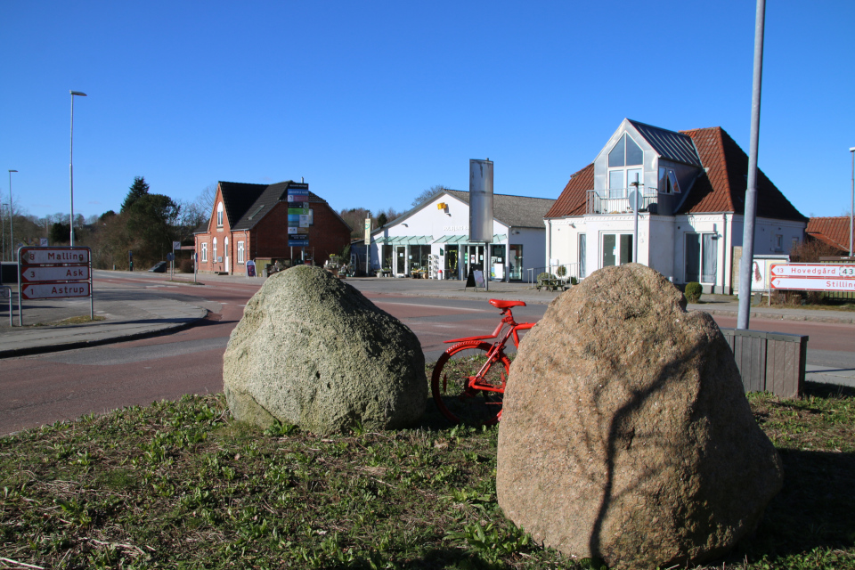 Камень воссоединения и камень освобождения. Сольбьерг, Дания. 5 мар. 2023