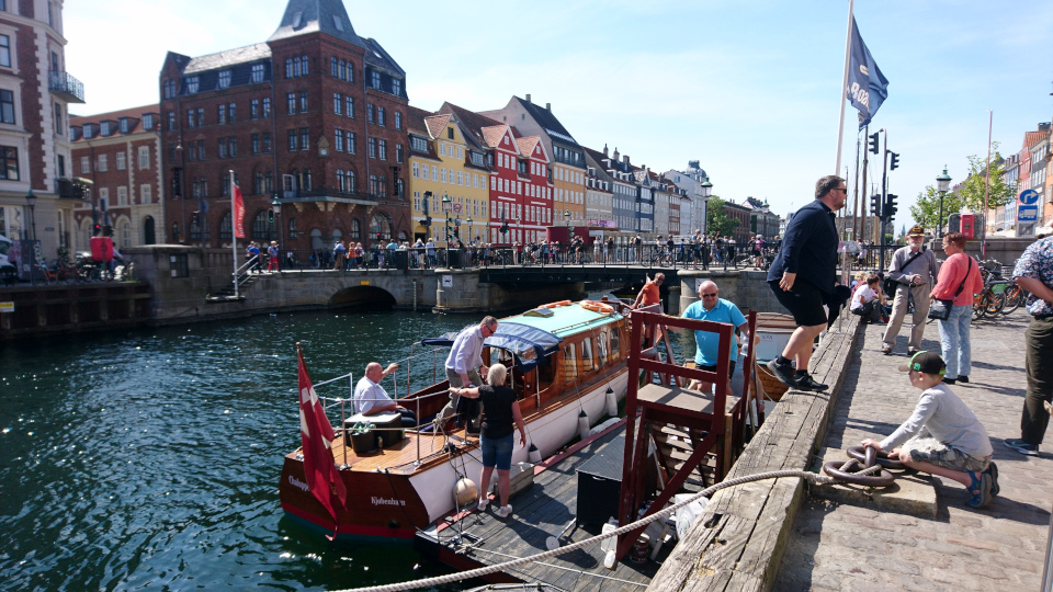 Нюхавн (Nyhavn), Копенгаген, Дания. 9 июня 2023 
