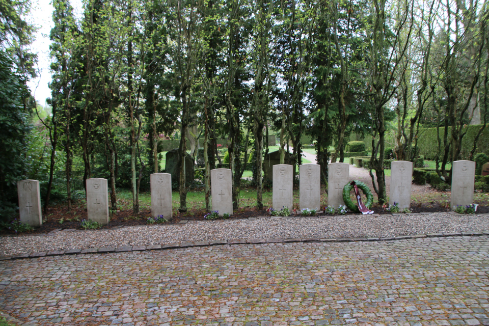 Allierede flyvergrave. Кладбище Вестре Киркегорд, Орхус, Дания. 4 мая 2024