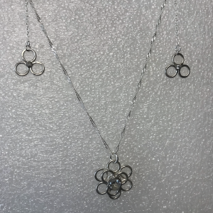 silver sterling flowers pendant with shinning twisted curb chain.Flower Necklaces with clear crystal, design, recycle silver, chain