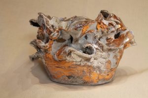 Photo - Bowl with gold and silver luster decoration
