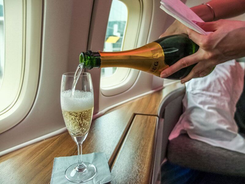 Champagner im Flugzeug