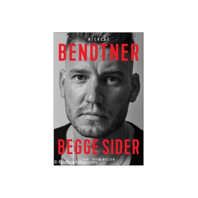 Nicklas Bendtner - Begge sider