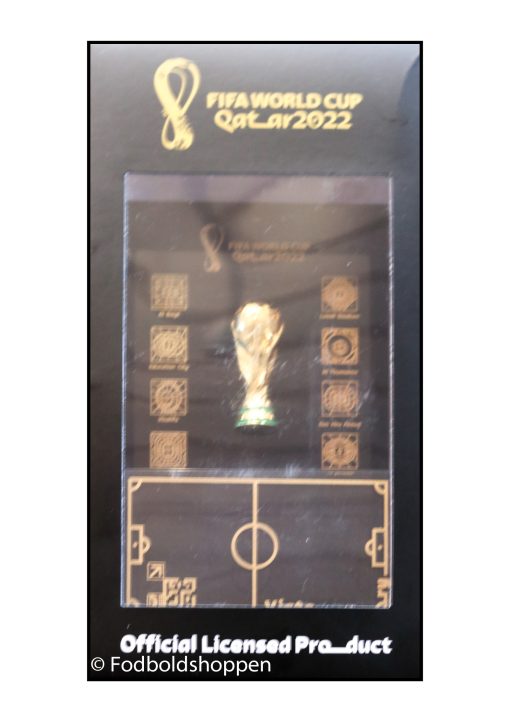 FIFA VM 2022 Pokal i display