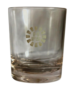 HFS Glas med HFS logo