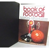 BOOK OF FOOTBALL BY MARSHALL CAVENDISH - 5 bind - komplet