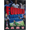 Forside af Fodbold Verdensrekorder 2023 med stjernespillere og fodboldtema
