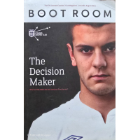 Forside af The Boot Room magasin fra FA med titlen The Decision Maker og engelsk spillerportræt