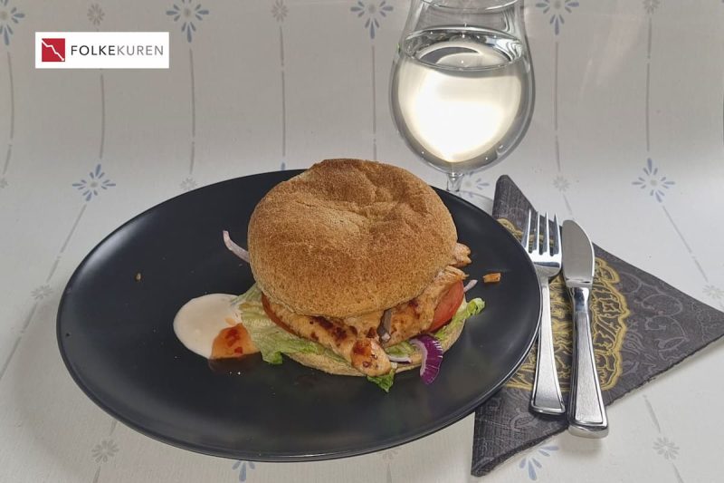 Kyllingburger, Folkekuren AS