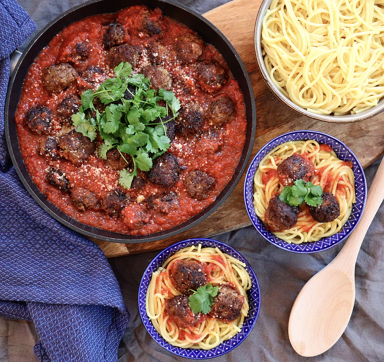 Tandoori köttbullar i tomatsås