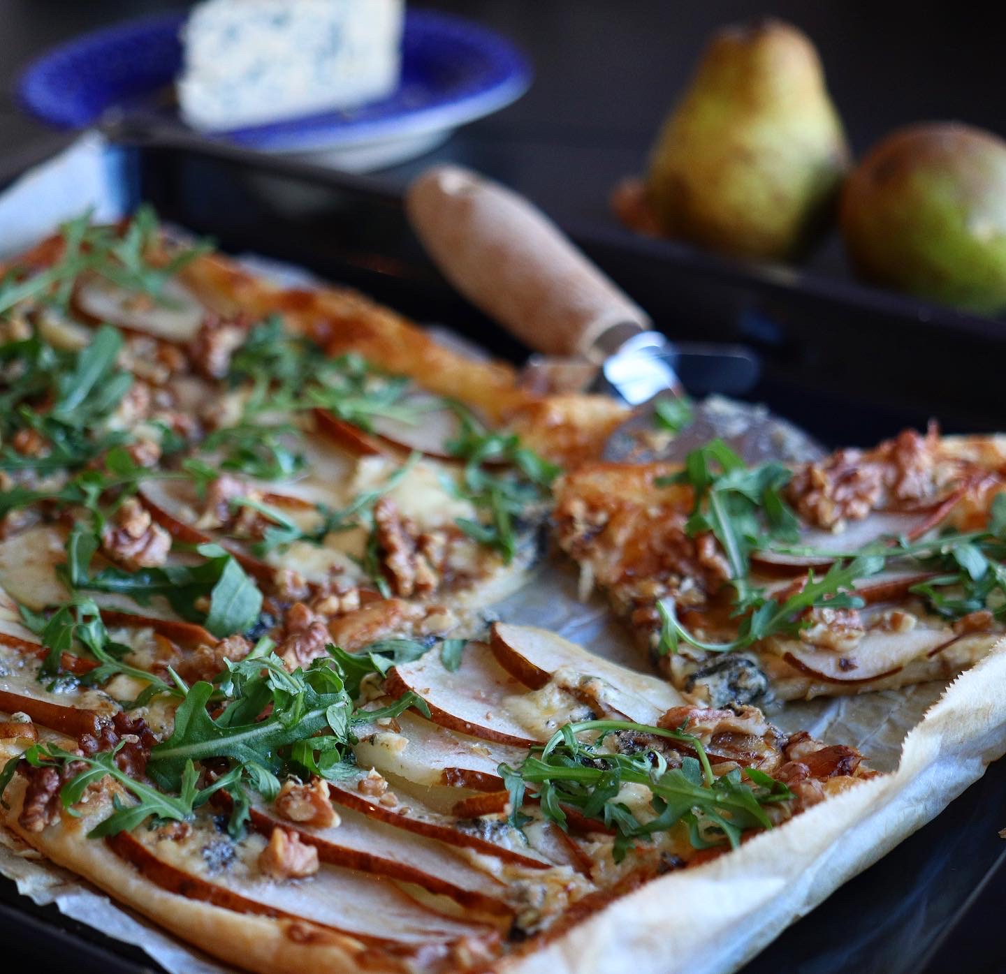 sm-rdegspizza-med-p-ron-food-by-laven