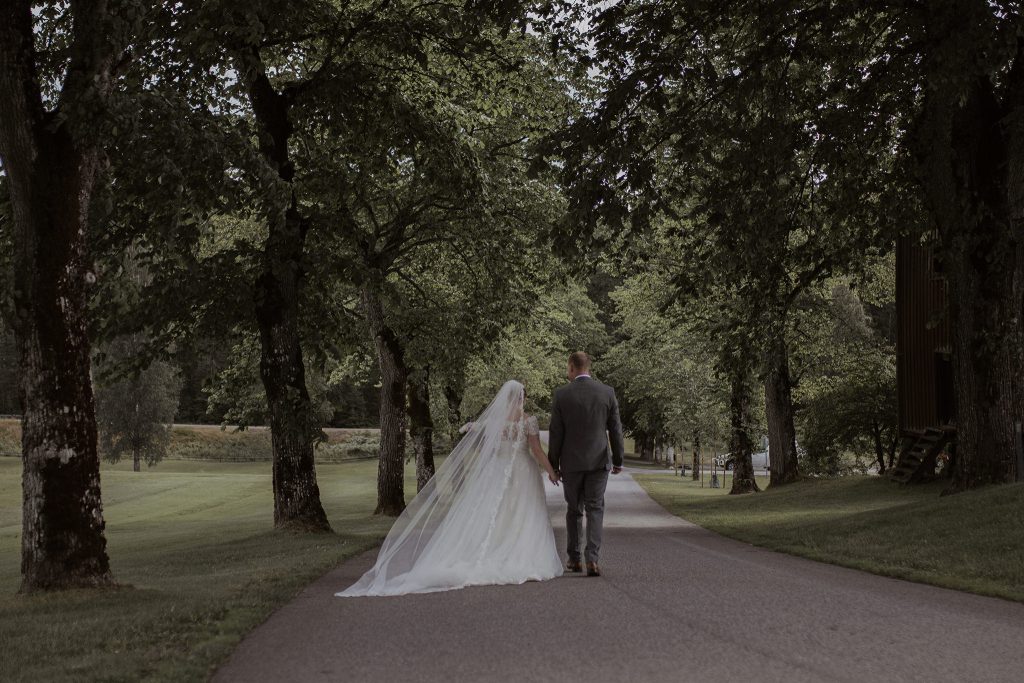 Fotograferar bröllop i Åmål och Dalslnad