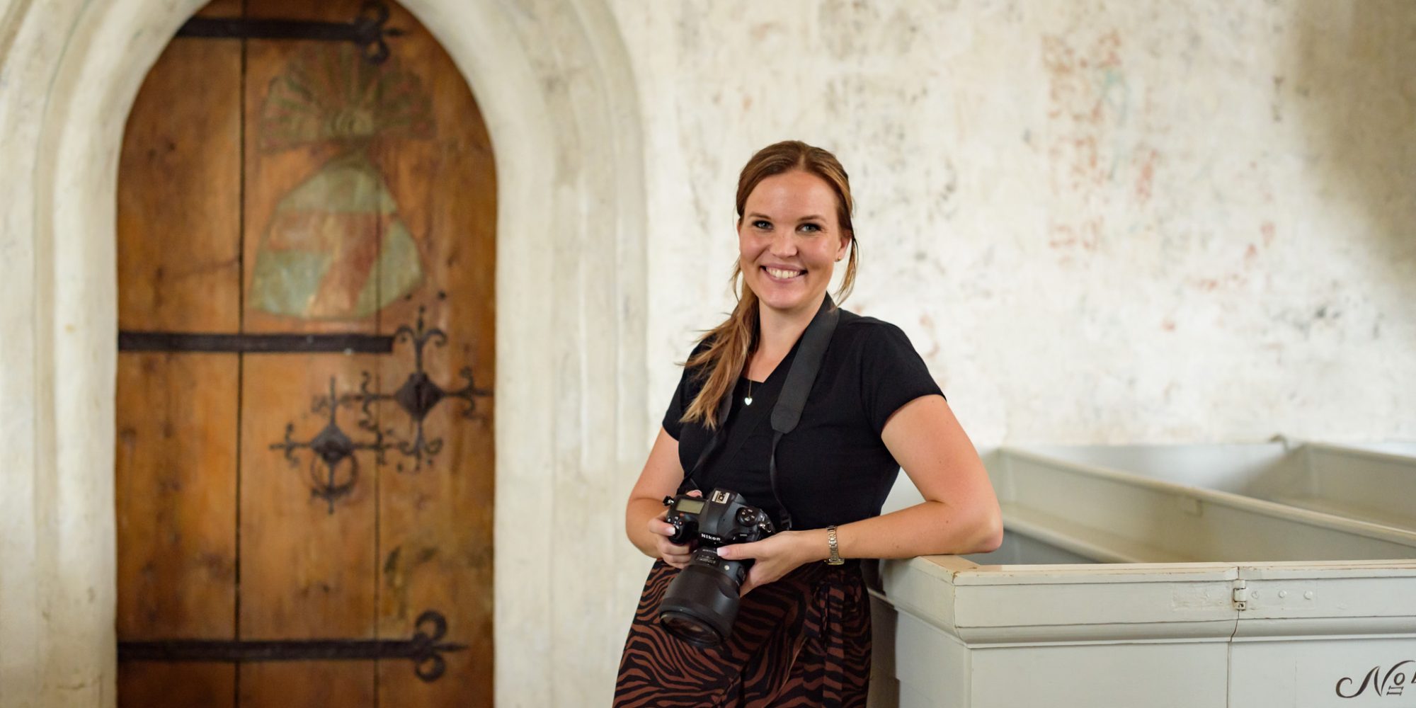Bröllopsfotograf Sofia Regnander Fotograf Sofia Regnander i kyrkgång