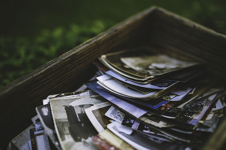 HVORDAN PAKKER JEG MINE PAPIRBILDER FOR DIGITALISERING