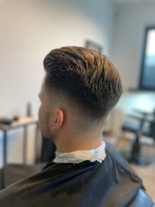 barber - kapper - schoten - antwerpen - kwalitatief - haircut - buzz cut - hot towel shave - kleuring - knippen - balayage - toner shade - beardtrim - barber - creative cut