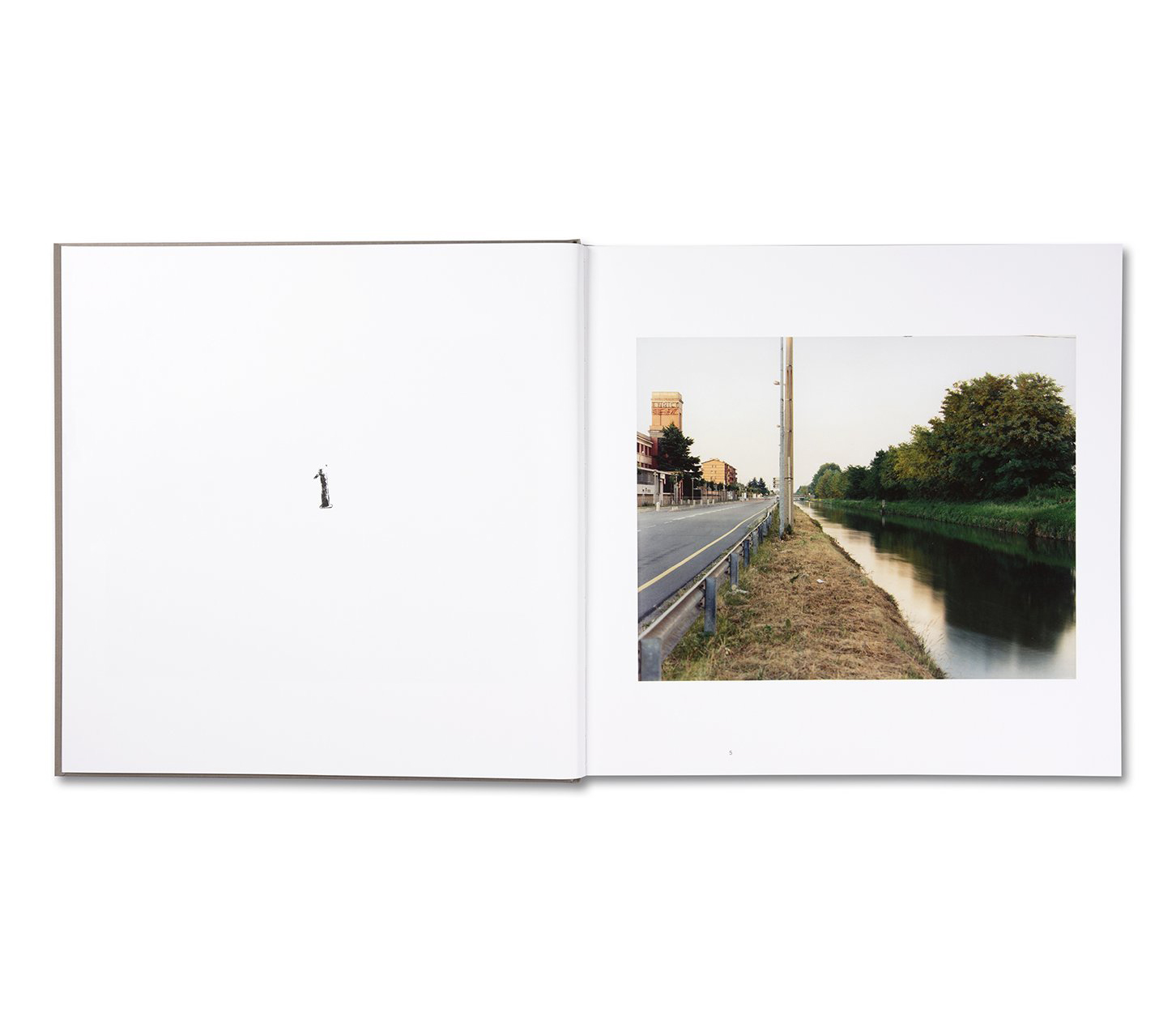 Guido Guidi 写真集　洋書　Cinque Viaggi Guido Guidi: Cinque Viaggi (1990-98)