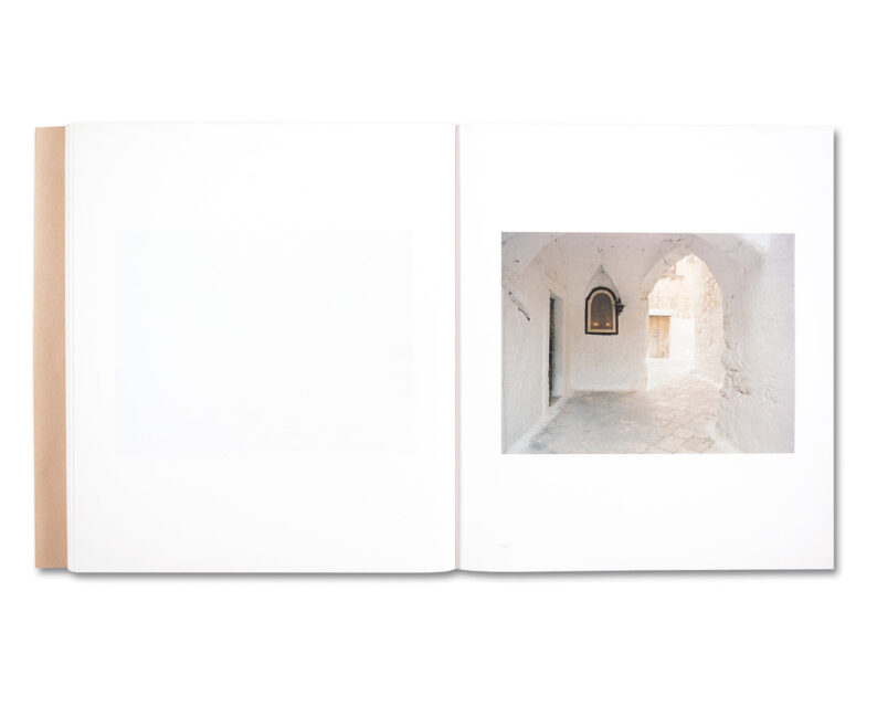 Luigi Ghirri 'Puglia. Tra albe e tramonti' - Fragment