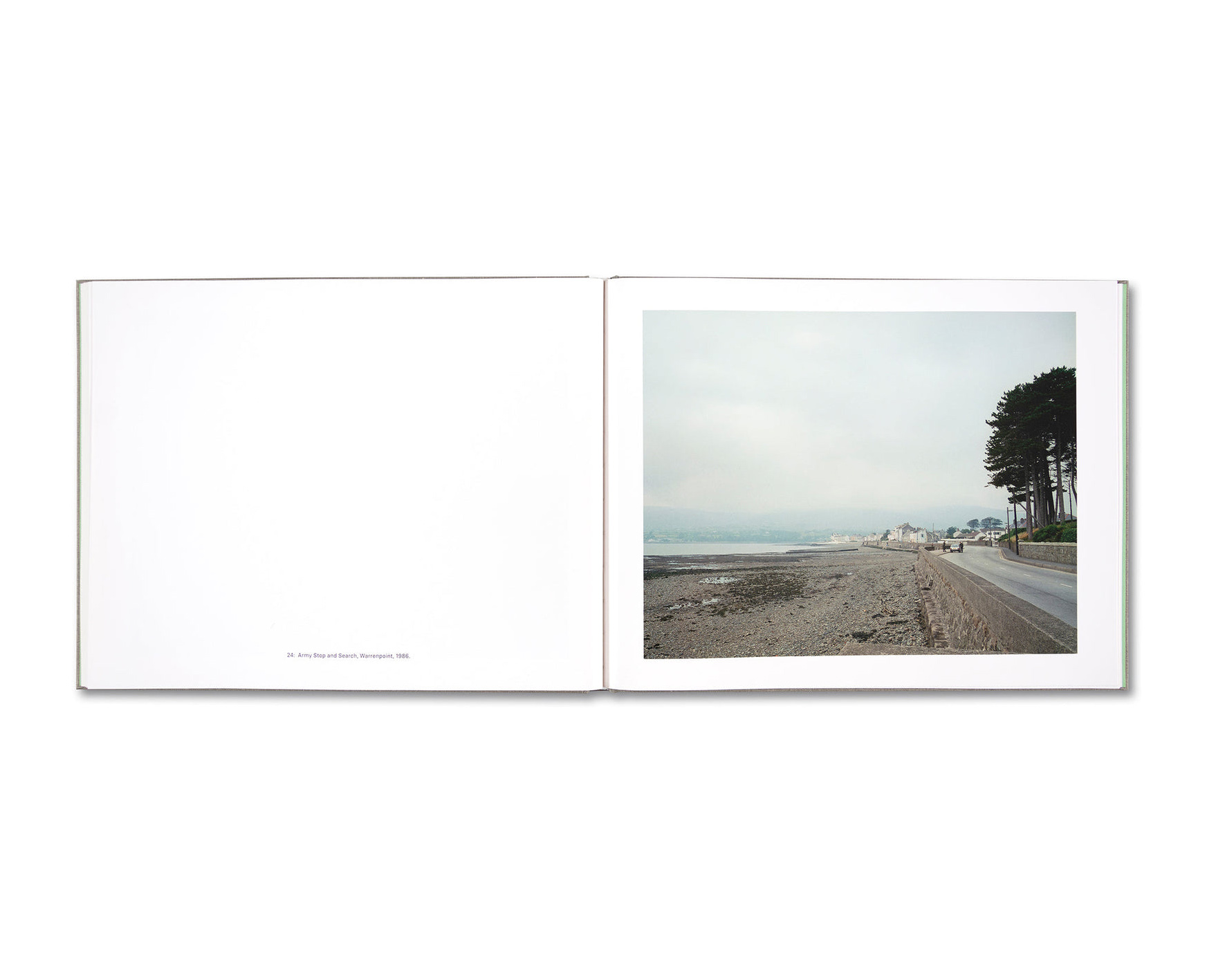 【サイン入り 新品】Paul Graham Troubled Land Martin Parr Foundation – Troubled Land (SIGNED)