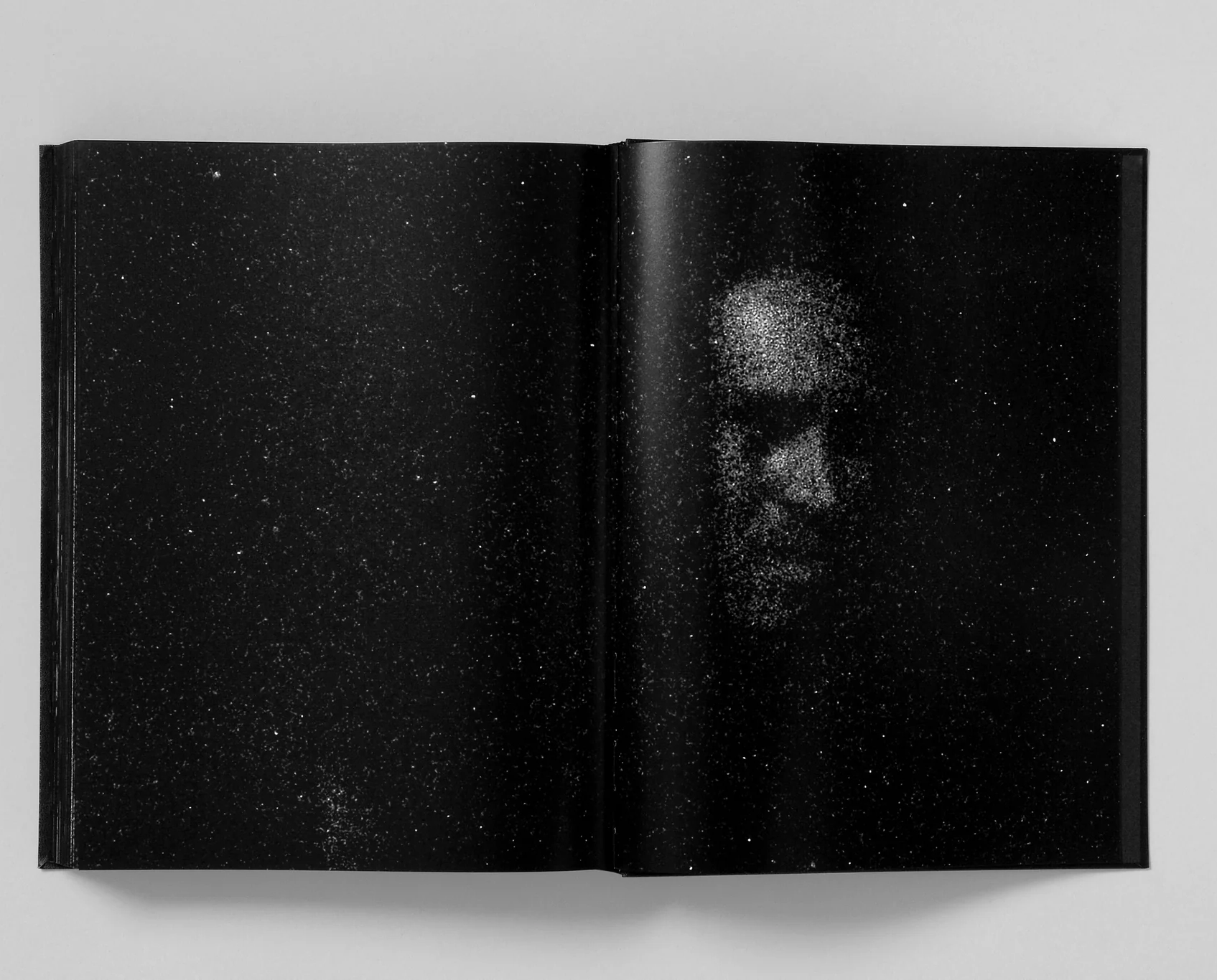 Trent Parke 'Monument' (3rd printing) - Fragment