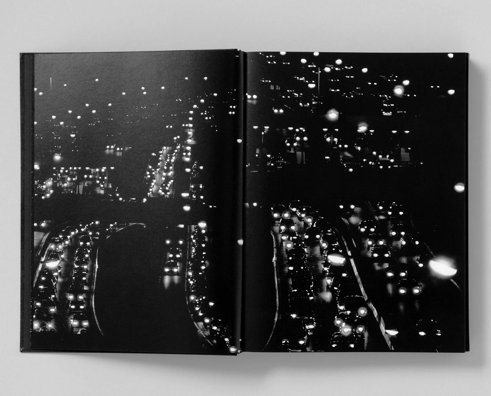 【希少本】MONUMENT/Trent Parke (3rd Printed) Trent Parke 'Monument' (3rd printing) - Fragment
