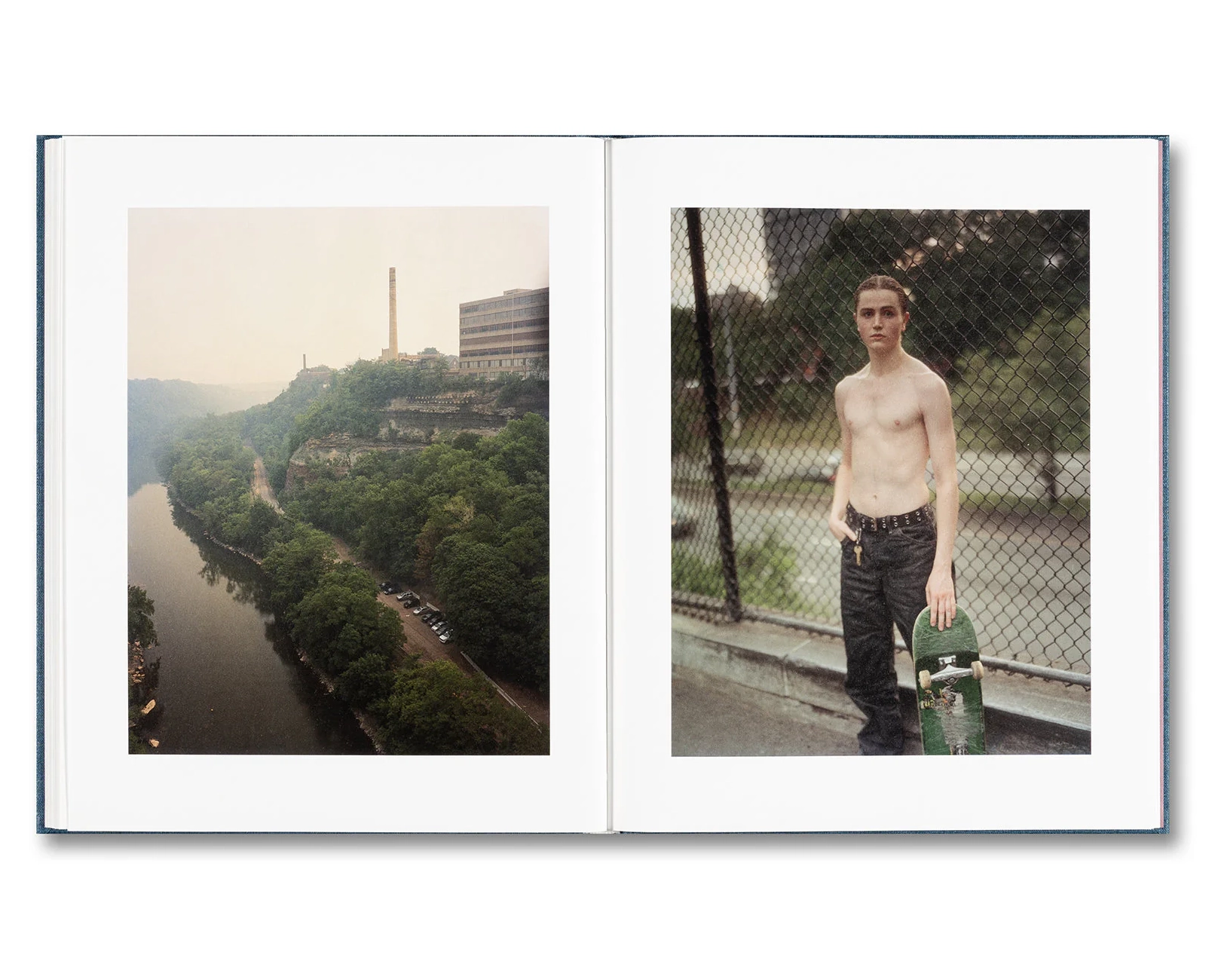 Gregory Halpern 写真集 「KING, QUEEN, KNAVE」 King, Queen, Knave – MACK
