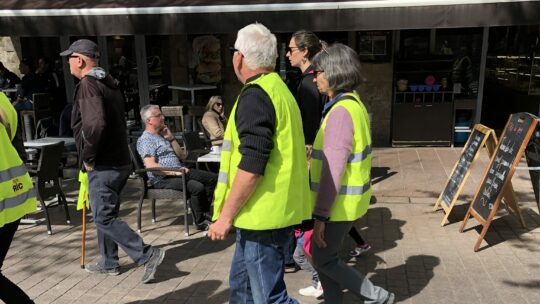 Les « gilets jaunes » à bout de souffle.