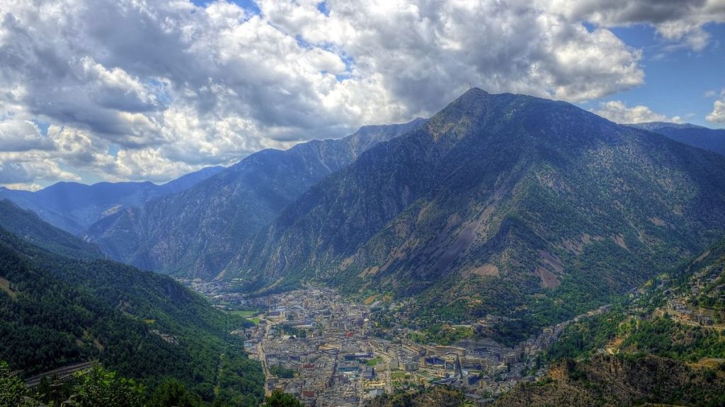 Europas minsta huvudstäder: Andorra la Vella