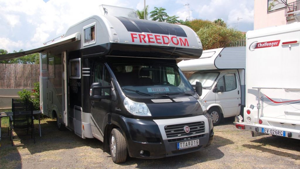 Camping på Giardini Naxos
