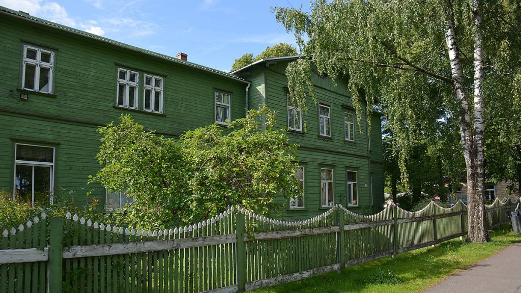 Grön villa i Pärnu i Estland