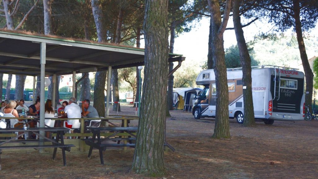 Med husbil på en camping vid Lago di Trasimeno 2018
