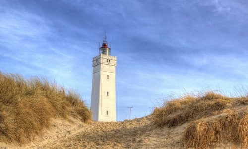 blavand-lighthouse-winter-wallpaper-preview