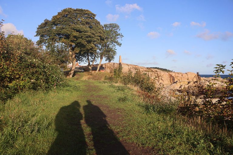 GUIDE Bornholm rundt (121 km) Frie fodspor
