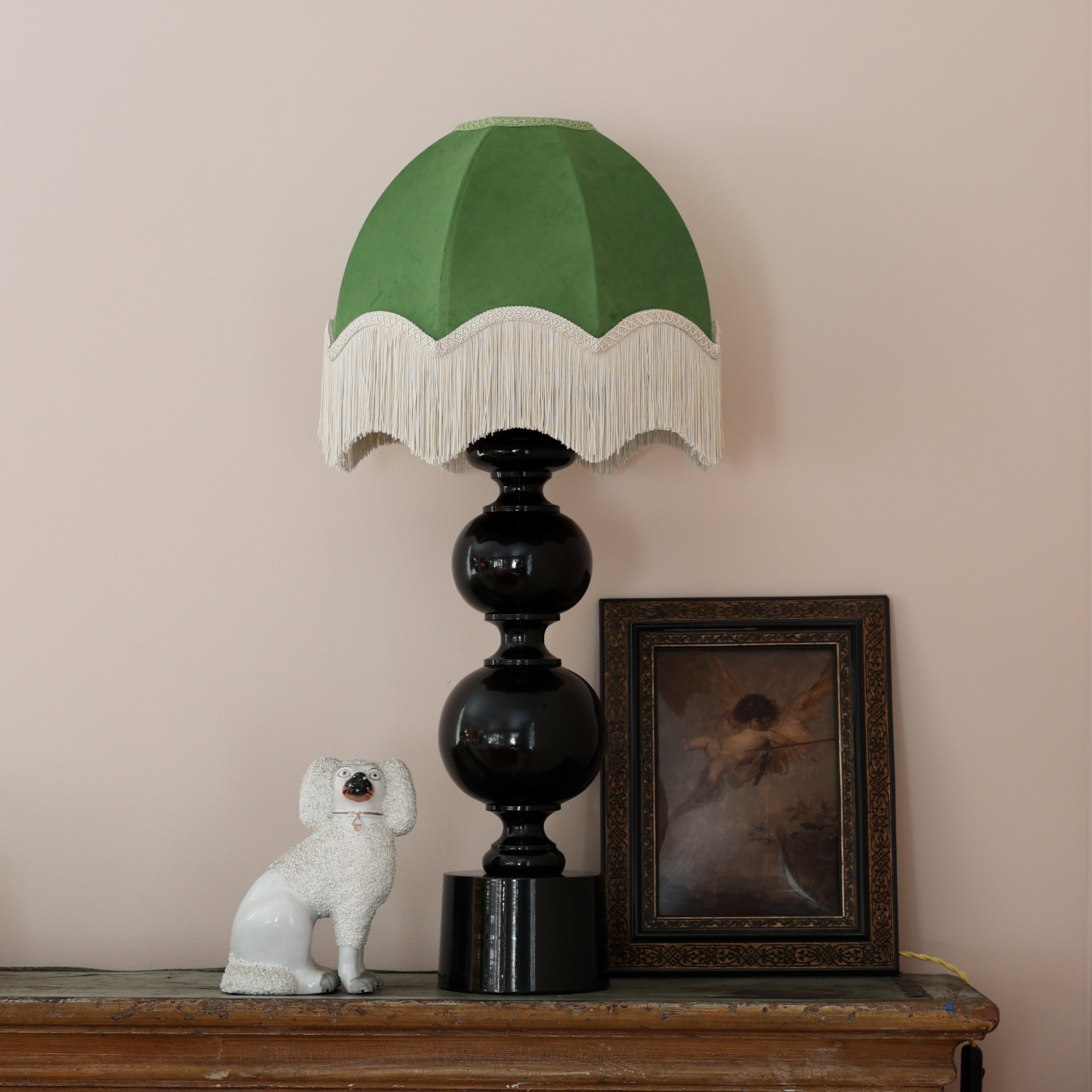 Handsydd lampskärm i parasollmodell