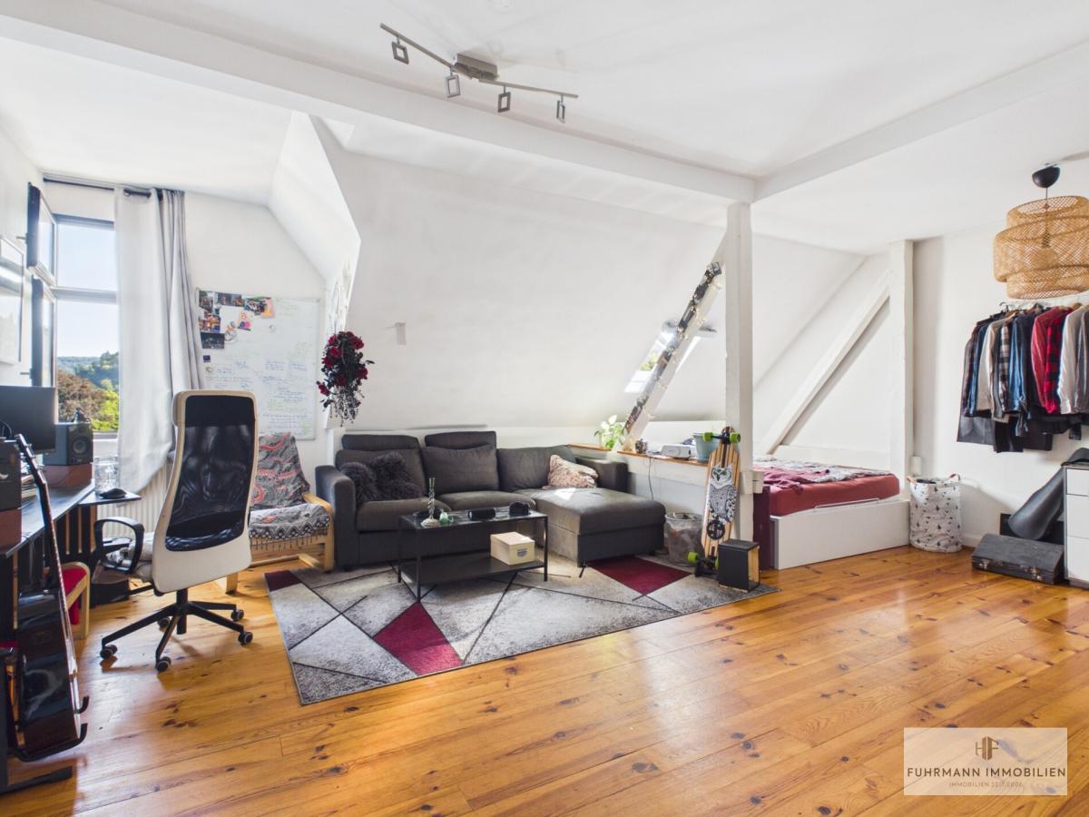 Hauptschlafzimmer mit vielseitigen Stellmöglichkeiten
