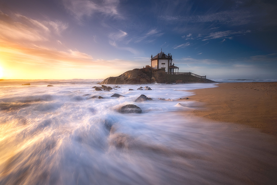Sunset at Capela do Senhor da Pedra. Fuji X-T1 & XF10-24mm