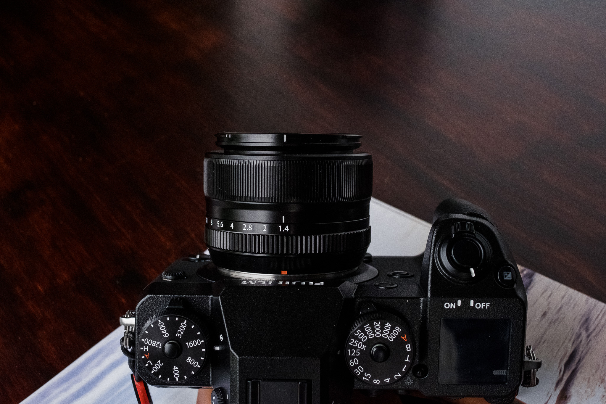 Fujifilm Xf 35mm F 2 Vs Xf 35mm F 1 4 Which Lens Is Right For