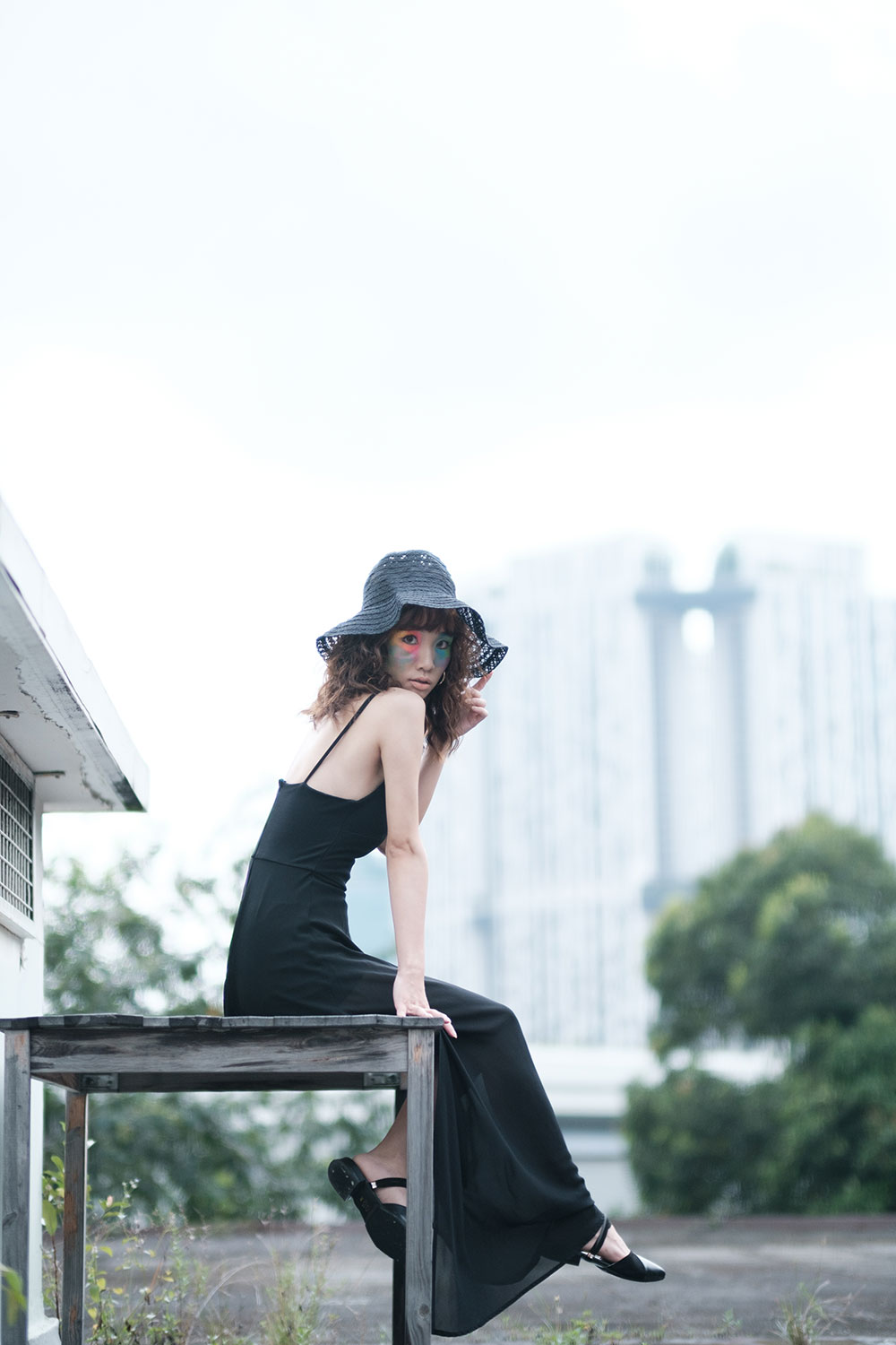 FLUX × BLK F1 XF MM 50th anniversary モデル Fujifilm XF 50mm f1.0 review | Cameralabs