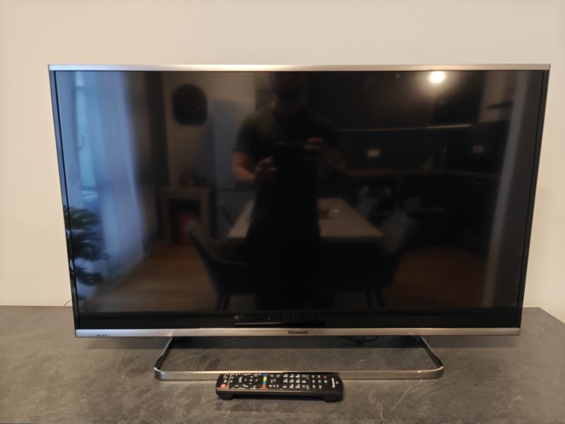 Panasonic LCD TV 40Zoll