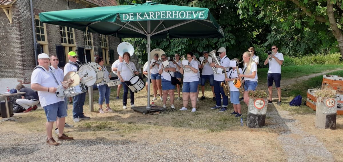 Boerenmarkt Karperhoeve 17-6-23